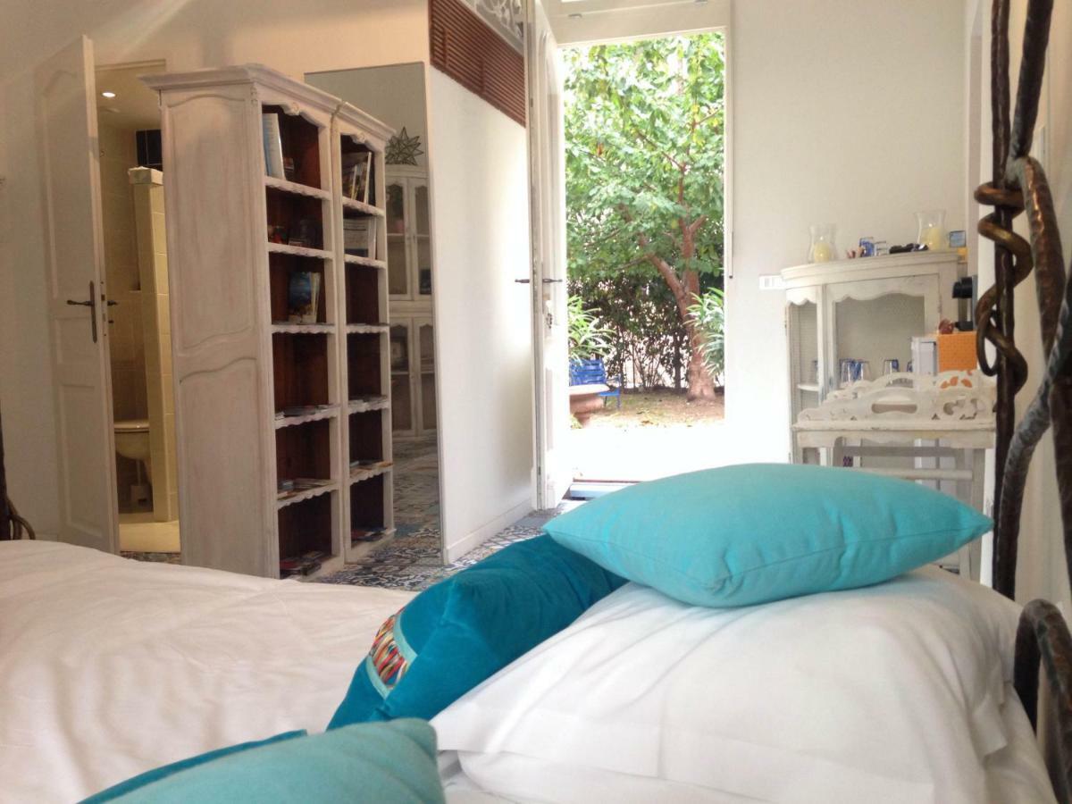 Guest house Vieux Port Panier Jardin